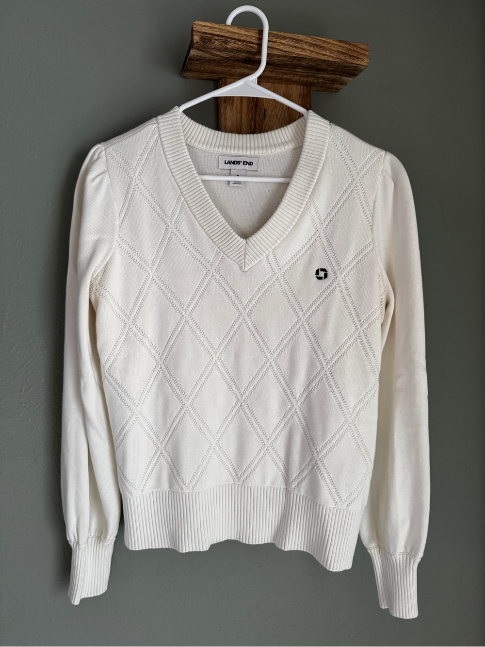 Chase Bank - Lands' End Women's Ivory V-Neck Diamond Knit Sweater